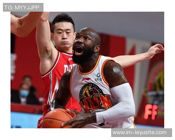 广东队本赛季对阵各队均呈现五五开局势最终胜负难以预测 广东队本赛季对阵各队均呈现五五开局势最终胜负难以预测