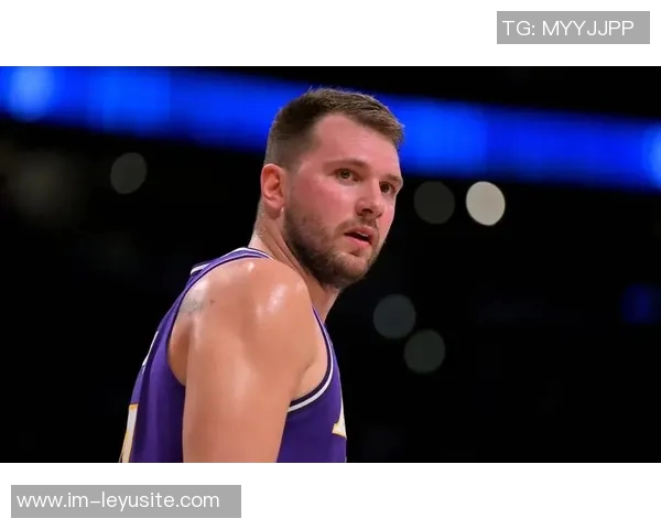 卡斯尔谈湖人对战东契奇：无法阻止他只能制造麻烦