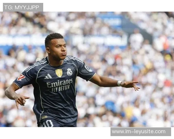 姆巴佩上演大四喜荣耀时刻官方宣布其为本轮欧冠最佳球员